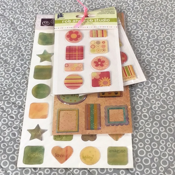 🏷 New Scrapbook Bubble Stickers Bundle - Picture 3 of 3